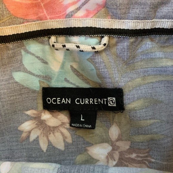 Ocean Current Short Sleeve Button Up - Picture 3 of 4